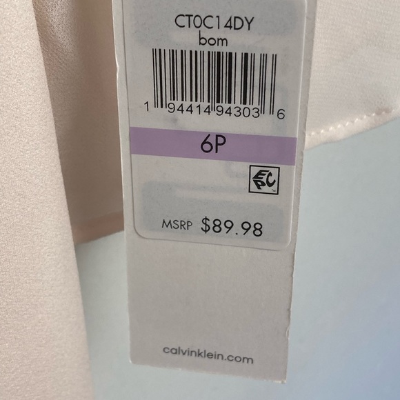 Calvin Klein Dress. - Picture 6 of 7